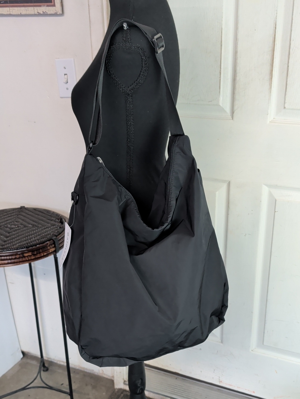 Athleta Any Time Drop In Bag NWT